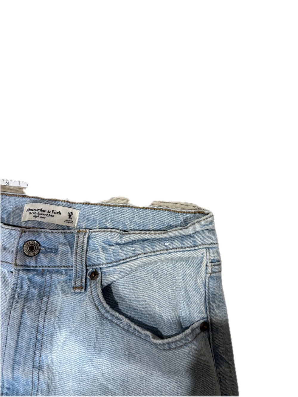 Abercrombie & Fitch The 90’s Relaxed High-rise Distressed Straight-Leg Jeans - Picture 5 of 8